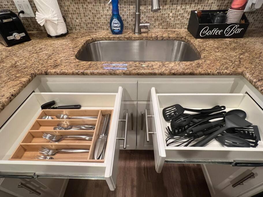 Lovely 2 Bedroom/2 Bath Houston, Heights/Galleria Extérieur photo